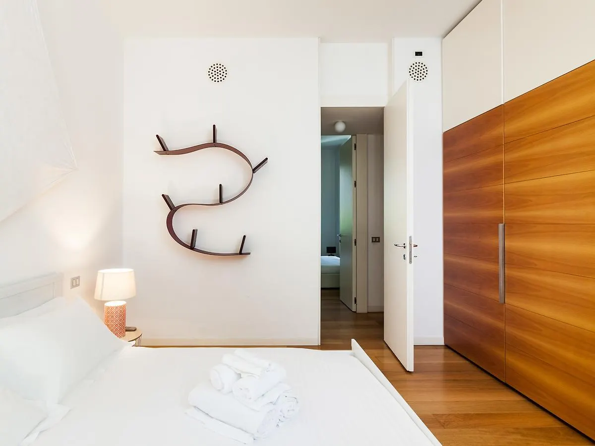 Easyhomes - Piola Bazzini Milão 0*,  Itália
